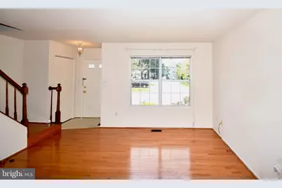 12100 Flag Harbor Drive, Germantown, MD 20874 - Photo 5