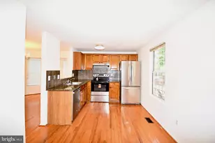 12100 Flag Harbor Dr, Germantown, MD 20874 - Photo 15
