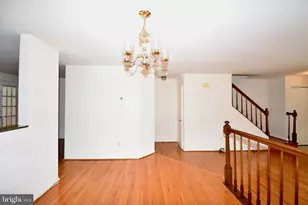 12100 Flag Harbor Dr, Germantown, MD 20874 - Photo 13