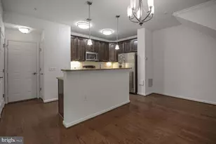 629 Diamondback Dr, Gaithersburg, MD 20878 - Photo 9