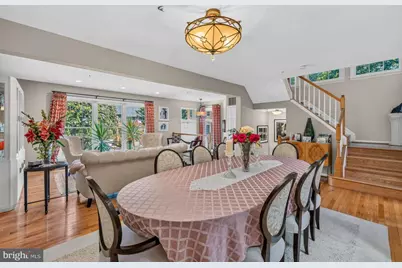 11306 Hollowstone Drive, Rockville, MD 20852 - Photo 7