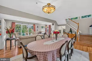 11306 Hollowstone Dr, Rockville, MD 20852 - Photo 7