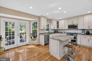 11306 Hollowstone Dr, Rockville, MD 20852 - Photo 11