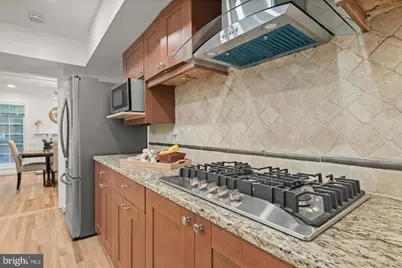 10600 Vantage Court, Potomac, MD 20854 - Photo 9