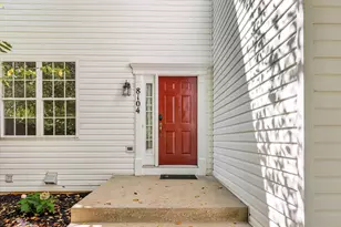 8104 Pepper Ridge Way, Gaithersburg, MD 20877 - Photo 3