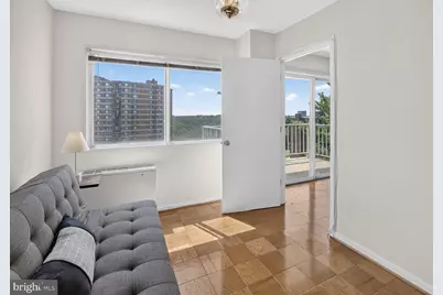 1121 University Boulevard W #1013-B, Silver Spring, MD 20902 - Photo 15