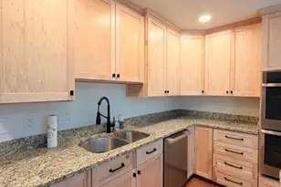 18514 Gingerbread Ln, Gaithersburg, MD 20877 - Photo 9