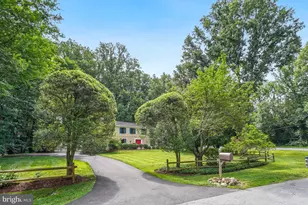 11701 Beekman Pl, Potomac, MD 20854 - Photo 3
