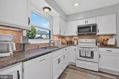 7507 Filbert Terrace, Gaithersburg, MD 20879 - Photo 13