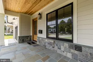 9508 Forest Rd, Bethesda, MD 20814 - Photo 5
