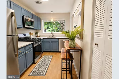 10624 Montrose Avenue #103, Bethesda, MD 20814 - Photo 5