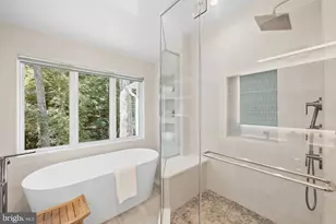 8210 Kingsgate Rd, Potomac, MD 20854 - Photo 27