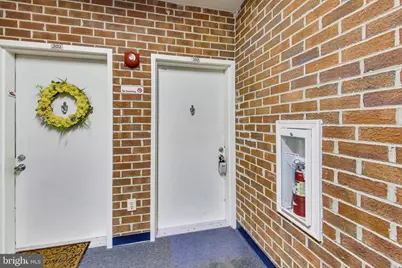 18310 Streamside Drive #203, Gaithersburg, MD 20879 - Photo 5
