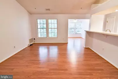 13110 Briarcliff Terrace #610, Germantown, MD 20874 - Photo 5