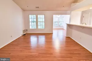 13110 Briarcliff Terrace, Germantown, MD 20874 - Photo 5