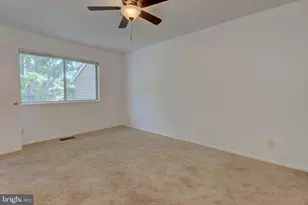 18202 Chalet Dr, Germantown, MD 20874 - Photo 33