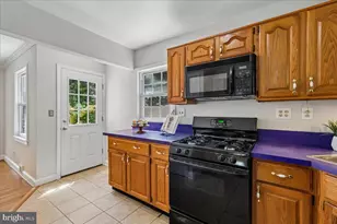 115 Eastmoor Dr, Silver Spring, MD 20901 - Photo 15