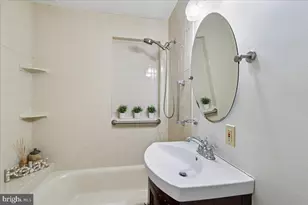 115 Eastmoor Dr, Silver Spring, MD 20901 - Photo 33