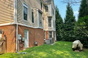 202 Martins Ln, Rockville, MD 20850 - Photo 31