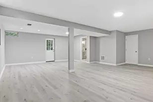 10921 Outpost Dr, North Potomac, MD 20878 - Photo 25