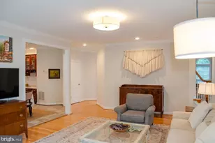 13813 Golden Fields Ct, Darnestown, MD 20878 - Photo 7