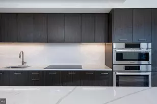 4710 Elm St, Bethesda, MD 20814 - Photo 5
