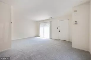 9900 Forest View Pl, Montgomery Village, MD 20886 - Photo 7