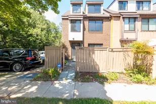 9900 Forest View Pl, Montgomery Village, MD 20886 - Photo 23