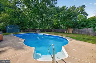 17316 Amity Dr, Gaithersburg, MD 20877 - Photo 47