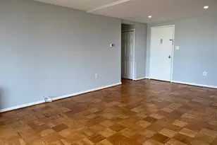 10201 Grosvenor Pl, Rockville, MD 20852 - Photo 5