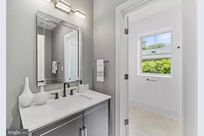 8609 Woodbrook Lane, Chevy Chase, MD 20815 - Photo 19