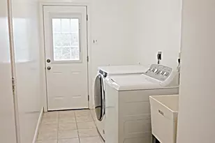 6770 Surreywood Ln, Bethesda, MD 20817 - Photo 37