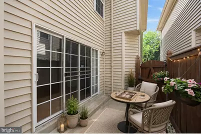 413 Longhorn Crescent, Rockville, MD 20850 - Photo 13