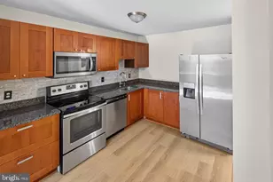 19555 Brassie Pl, Montgomery Village, MD 20886 - Photo 5