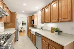 6210 Winston Dr, Bethesda, MD 20817 - Photo 17