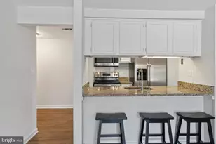 7 Copps Hill Ct, Montgomery Village, MD 20886 - Photo 7