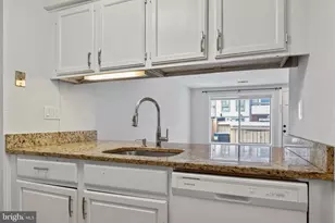 7 Copps Hill Ct, Montgomery Village, MD 20886 - Photo 23
