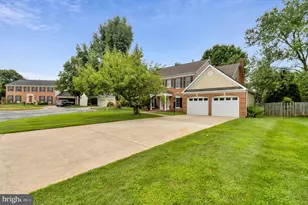 15804 Seurat Dr, North Potomac, MD 20878 - Photo 3
