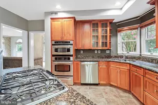 15804 Seurat Dr, North Potomac, MD 20878 - Photo 17