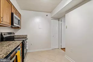 15115 Interlachen Dr, Silver Spring, MD 20906 - Photo 9