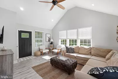 8214 Hawkins Creamery Road, Gaithersburg, MD 20882 - Photo 17