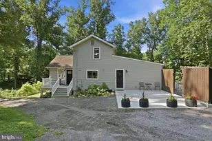 8214 Hawkins Creamery Rd, Gaithersburg, MD 20882 - Photo 1