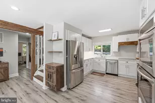 8214 Hawkins Creamery Rd, Gaithersburg, MD 20882 - Photo 13