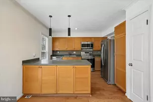 25 Earth Star Pl, Gaithersburg, MD 20878 - Photo 13