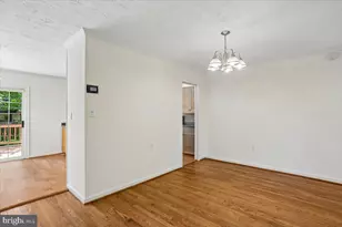 25 Earth Star Pl, Gaithersburg, MD 20878 - Photo 9