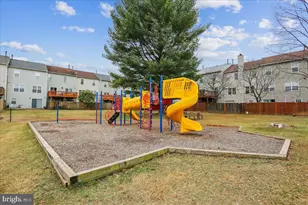 25 Earth Star Pl, Gaithersburg, MD 20878 - Photo 41