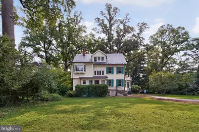5906 Cedar Parkway, Chevy Chase, MD 20815 - Photo 11