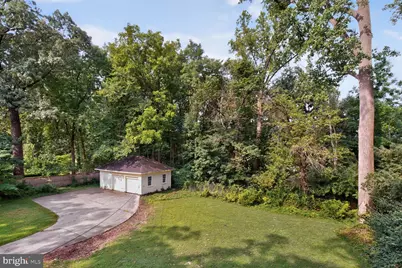 5906 Cedar Parkway, Chevy Chase, MD 20815 - Photo 13