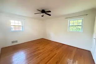 5808 Greentree Rd, Bethesda, MD 20817 - Photo 9