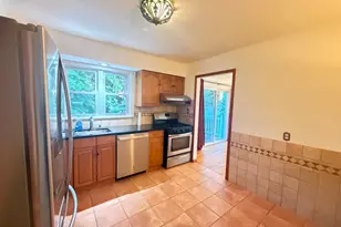 5808 Greentree Rd, Bethesda, MD 20817 - Photo 7